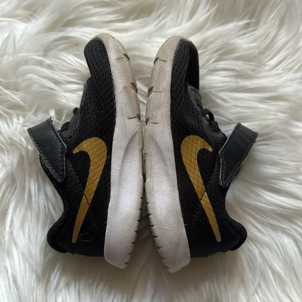 Nike | Tanjun Gold and Black Infant Sneakers Size 7C